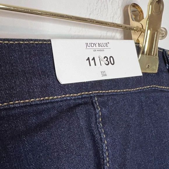 NWT JUDY BLUE Super Flare High Waist Jeans. Size 11/30